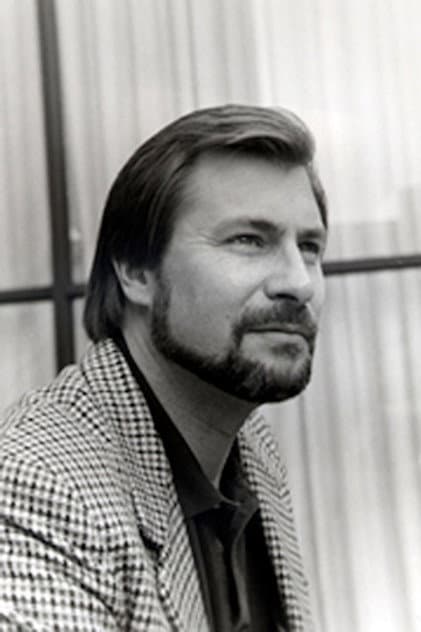 Richard Vernon