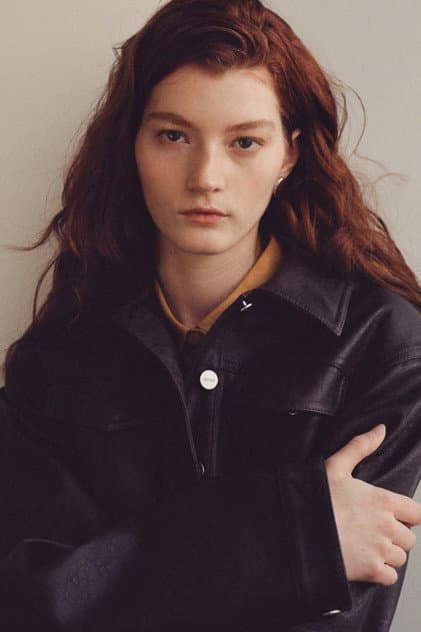 Zoe Head