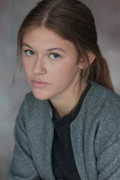 Elle Strange